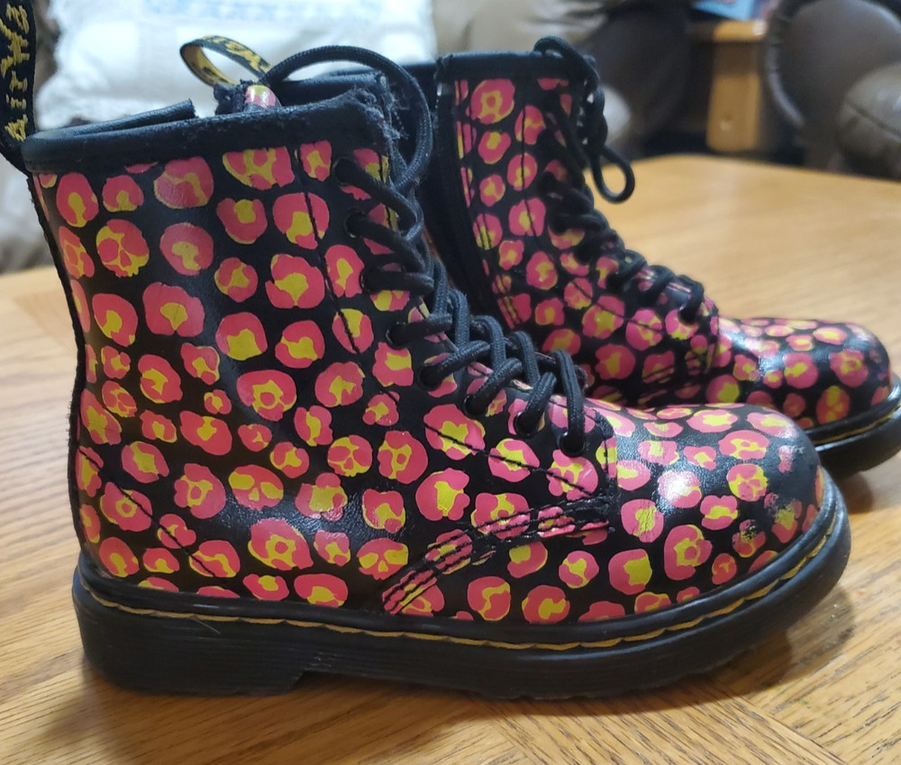 Dr. Martens Doc Youth Kids size 10 Side Zip Boots 1460 T