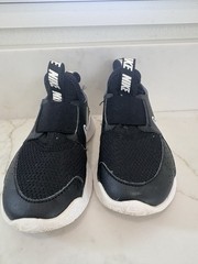 Size 9C Nike Flex Runner 3 Black White Slip On Athletic Shoes Kids Boy Girl