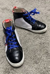 Ground Up Super Mario Graphic Print Mid Top Black White Red Sneakers Youth Sz 4