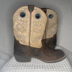 Ariat Brown Tan Leather blue stitching Western Rodeo Boots Big Kids Size 3.5