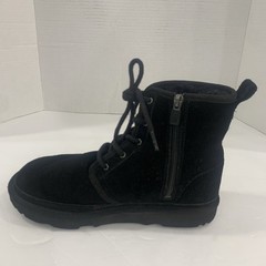 UGG Neumel II 1017326K-BLK Boots Kids US 6 Black Suede Round Toe Sheepskin