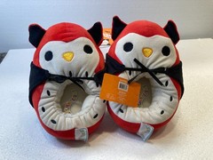 Squishmallows Vampire Owl Limited Edition 2024 Slippers Youth Size 2/3 New