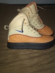 Nike WOODSIDE 2 HIGH (GS) SAND / ORANGE (524872 201) Sz 5.5 Youth