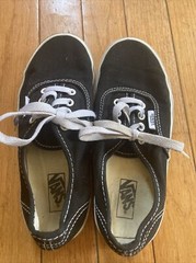 VANS Black/White SK8 Sneakers Youth US Size 2, Boys/Girls Great Condition
