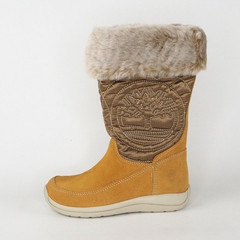 Timberland Pillow Boots Kids Pre-School Size 2 – Classic Suede Winter Warm Shoes