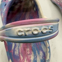 Crocs Classic Tie Dye Clogs Kids Size J2 Pink Blue White Charms Slip On