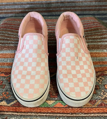 VANS Classic Slip-On Checkerboard Pink/White Canvas Low Top Kids US 5
