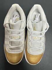 Nike Air Jordan 11 (PS) Low Metallic Gold White Sneakers 580522-102 Size 1Y