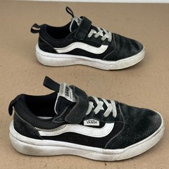 Vans UltraRange Black White Kids Sneakers Size 1.0 Low Top Hook Loop Damage