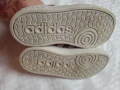 Adidas Baseline CMF INF Tennis Sneaker DB2755 Size 9.5 k copper white kids
