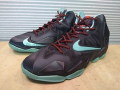 Nike LeBron 11 XI Diffused Jade Black Mint Green Teal GS 621712 004 Sz 7Y