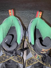 Nike Air Raid GS “Peace” Size 6.5 Youth / 8 Women, 644412-003