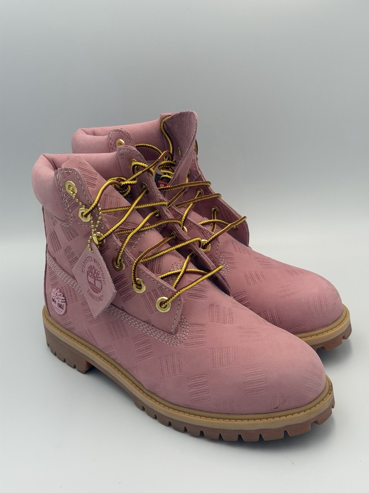 Timberland Premium 6″ Waterproof – Used – Big Kids Size Fit Girls size 6