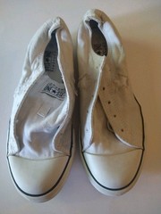 Converse Shoes Kids Teens Size 4.5 White Chuck Taylor One All Star Sneakers