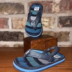Reef Unisex Kids Thong Flip Flops Boys Children Blue Green Size 11 Summer Shoes