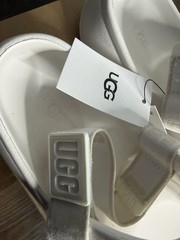 UGG SPORT YEAH Water-Resistant Slingback sandals WHITE size Kids 1 new with box
