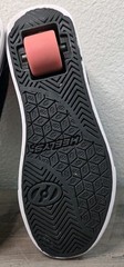 ​Heelys Pro 2.0 Youth Size 3 Skate Shoes Black Pink Canvas Wheeled Sneakers Kids