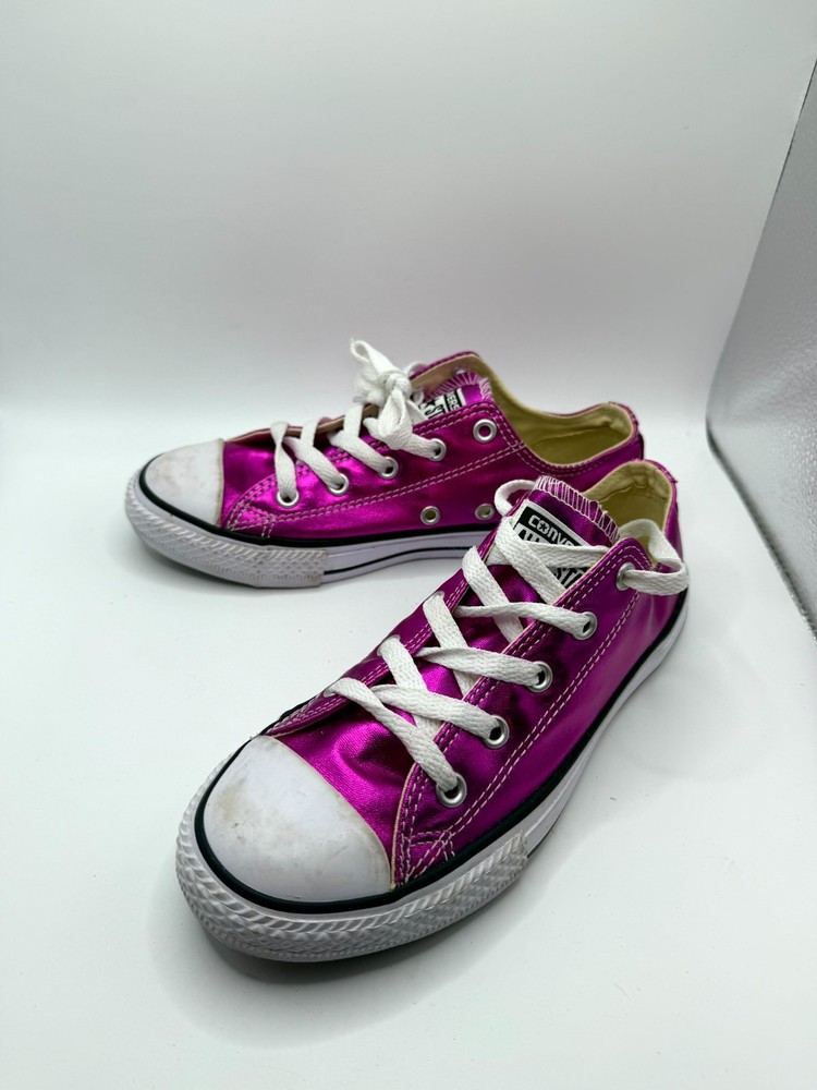 Converse Chuck Taylor All Star Low 355561F Kids 2 Sneaker Magenta Canvas Shoes