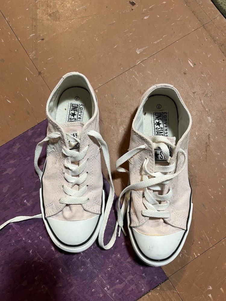 Converse One Star Low Top Big Kid Sneaker Pink Size 7