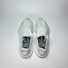 Adidas Swift Run J White Fabric Active Wear Sports Trainer Sneaker Youth Size 5