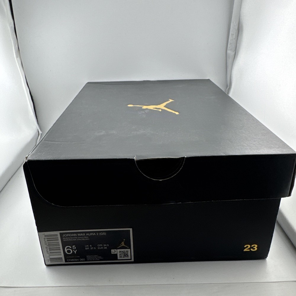 Nike Jordan Max Aura 2 Black Red Bred Size 6.5Youth GS Kids Brand New CN8094-060