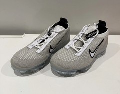 Nike Air VaporMax Flyknit 2021 (GS) Low White Metallic Silver DB1550 100 Size 7Y