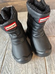 Hunter Big Kids Intrepid Lug Sole Insulated Snow Boots NWOT Boys Girls Fur Lined