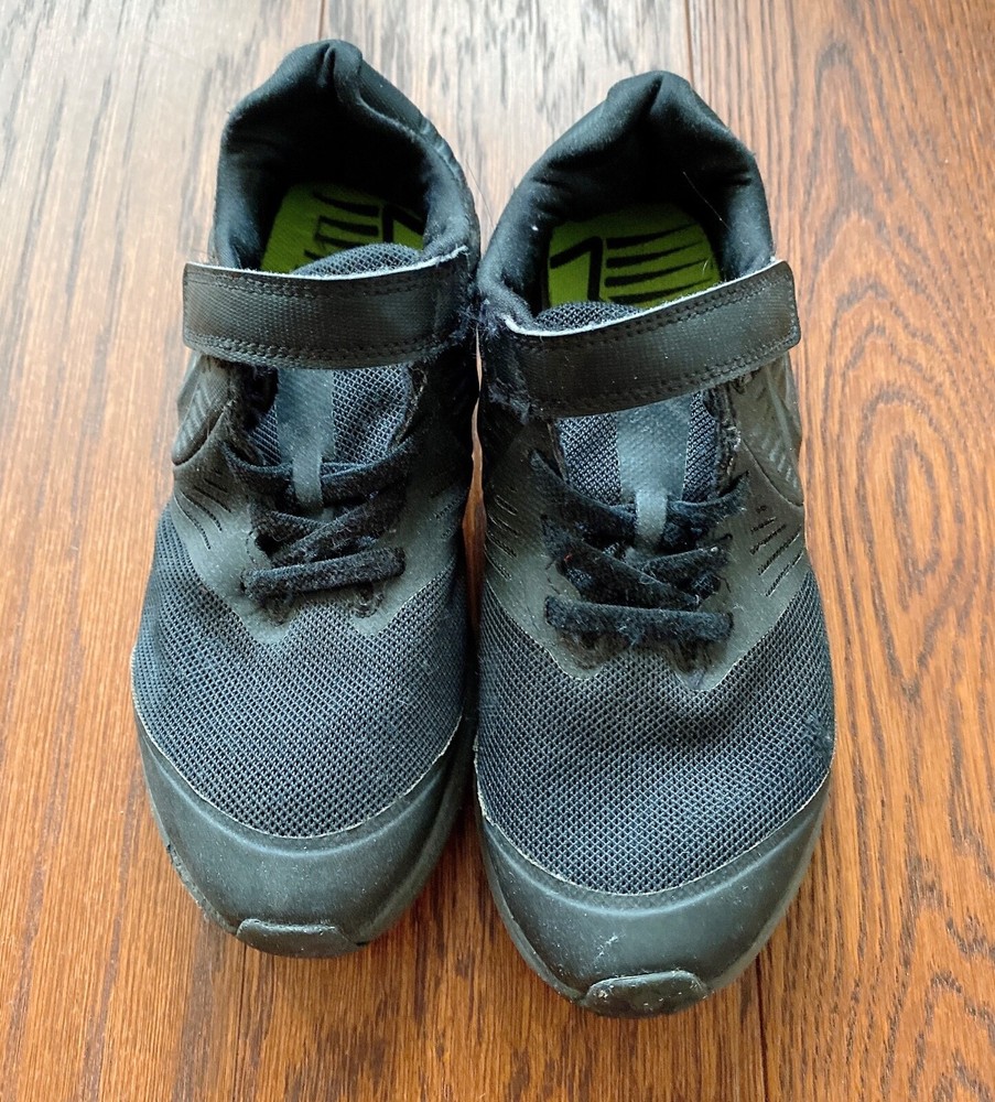 Nike Unisex-Child Star Runner 2 (GS) Sneaker Running Shoe Size 2Y US AT1801-003