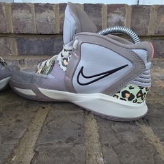 Nike Kyrie Infinity Mid Leopard Camo – DD0334-006 Size 5.5Y US ( 5 UK)