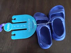 Totes Everywhere Technology Kids Size T11-12 Navy Two Strap Sandals New