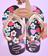Havaianas Children’s Slim Flip Flops Coral New With Tags