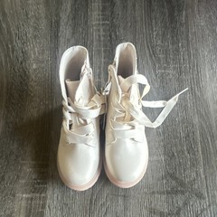 Unisex Kids White/Pink Ankle Bootie Lace-Up Side Zip Studded Hearts US 10