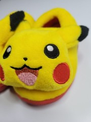 Pokemon Pikachu (Primark) Smiling Youth Size 6T House Shoes/Slippers Pre-Owned