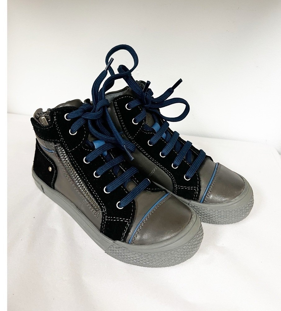 Hoo Howard Boy’s lace high top sneaker Side Zipper Sz 29 US Sz 11.5