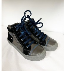 Hoo Howard Boy’s lace high top sneaker Side Zipper Sz 29 US Sz 11.5