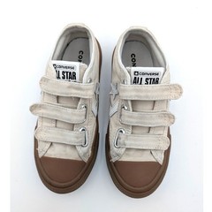 Converse Star Player 76 Gum Rubber Easy-On Sneaker Kids‘ Light Dune Sz US13 EU31