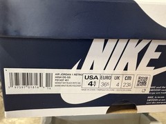 Nike Air Jordan 1 Retro High OG Midnight Navy Sneakers 4Y