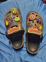 Crocs Marvel Avenger kids size c 12 Jibbitz Included/attached