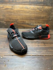 ADIDAS NMD R1 x Star Wars Darth Vader Sneakers Kids Size FW2276