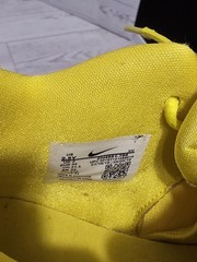 Nike Kyrie 5 x SpongeBob SquarePants PS 2.5Y Yellow Kids Sneakers