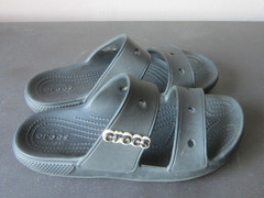 Black rubber Two-strap CROCS SLIDE SANDALS Youth teens size Men 5 Women 7 Charms