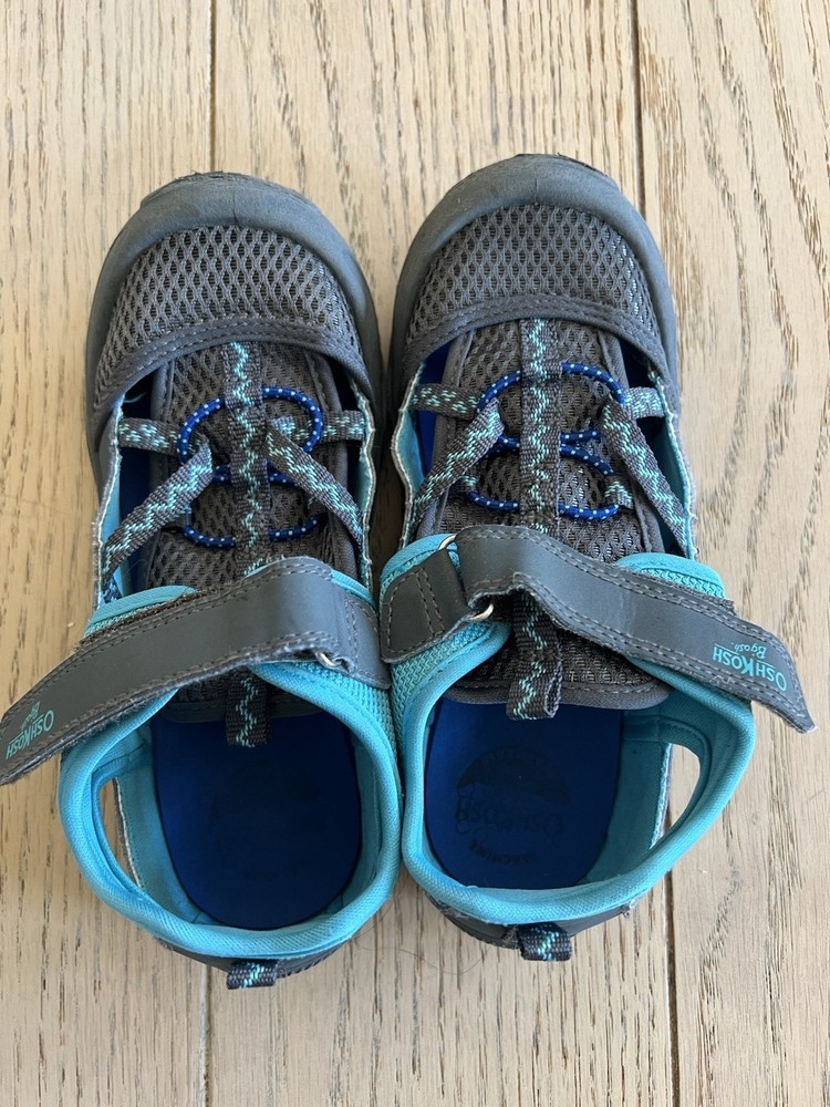 OshKosh B’gosh Gray & Blue Rubber Soled Water Shoes w/Hook & Loop Closure Sz 1