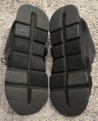 On Cloud Sky Youth Black 3YD11440485 Running Shoes! Size 5Y