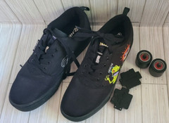 Heelys X RUGRATS Size 9 Skater Shoe