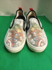 Marvel Avengers Canvas Slip On Shoes with Captain America, Hulk, Iron Man Size 1