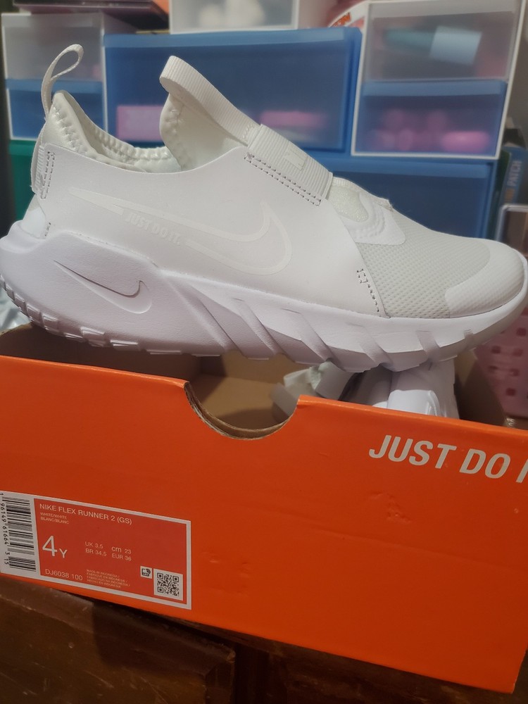 Nike Flex Runner 2 Triple White Youth Size 4Y(5.5W) Slip On