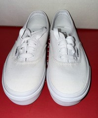 VANS CLASSIC AUTHENTIC CANVAS WHITE CASUAL SHOE LITTLE KIDS SNEAKER Sz 12
