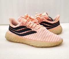 Adidas Sobako Clear OrangeRunning Shoes Youth size 6 B75601