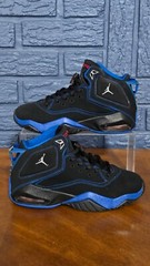 Jordan B’Loyal – Black/Metallic Silver-Argon Glue-Varsity Red – 4Y (5.5W)