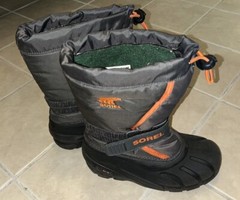 Sorel Youth Flurry Boots – Snow boots for Big Kid Size 1